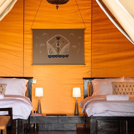 Mia Glamping Hotel Orissaare Eksteriør billede