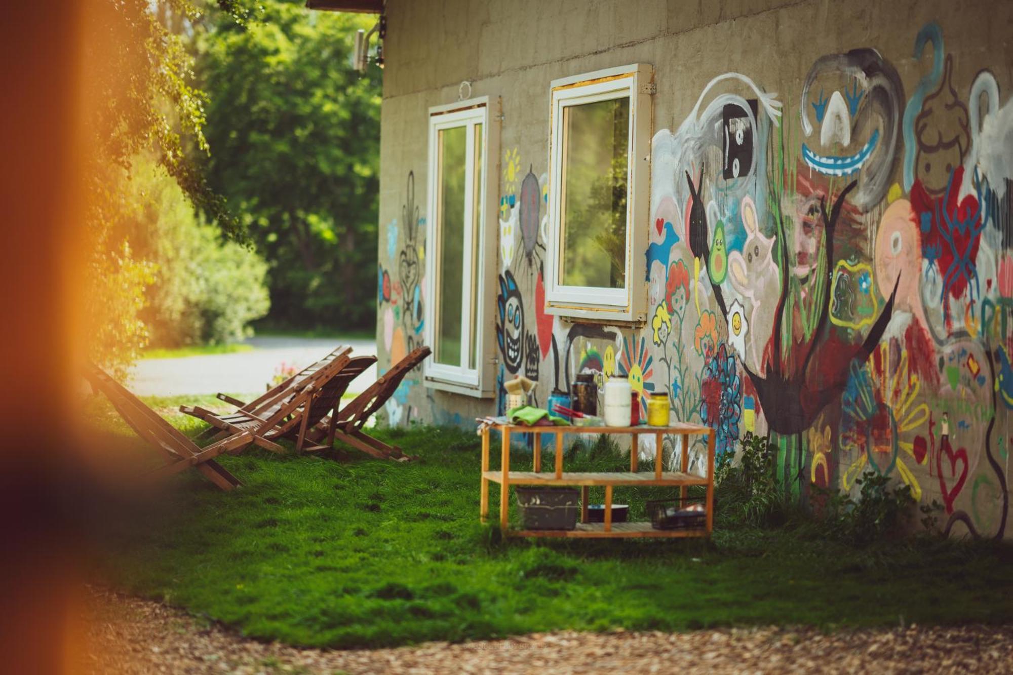 Mia Glamping Hotel Orissaare Eksteriør billede