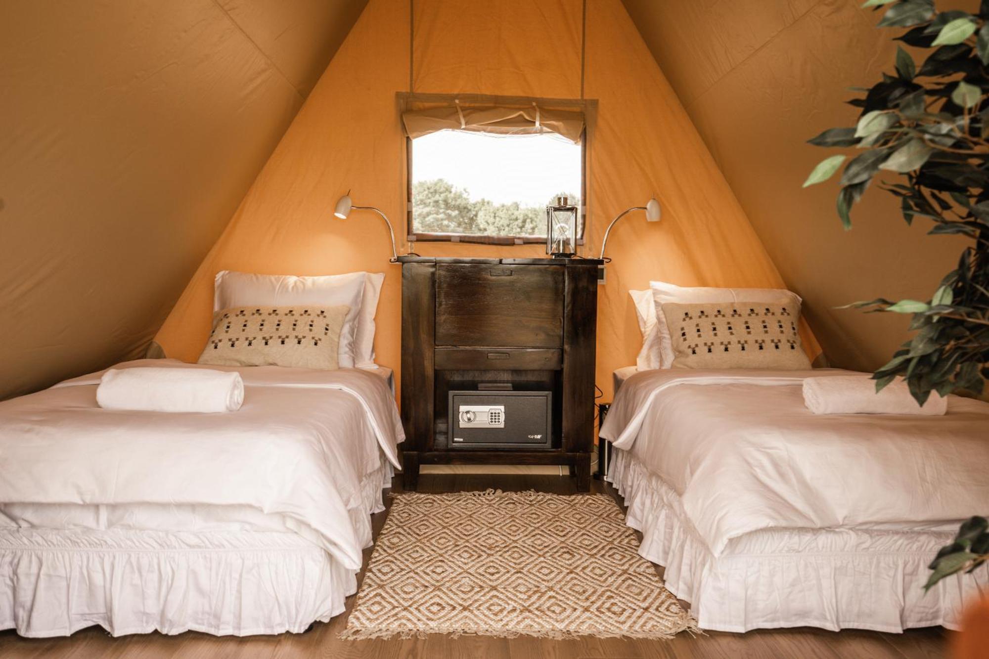Mia Glamping Hotel Orissaare Eksteriør billede
