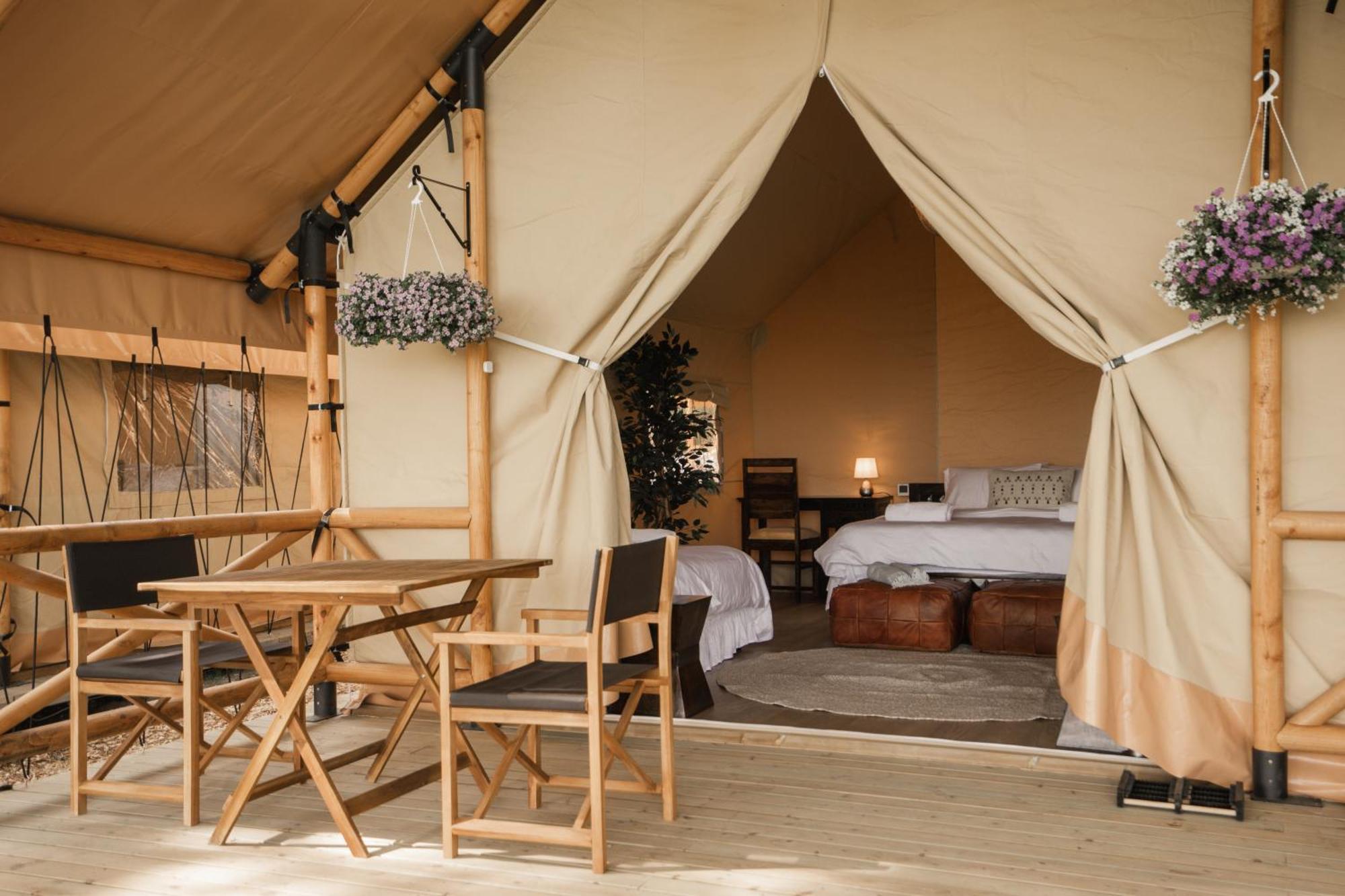 Mia Glamping Hotel Orissaare Eksteriør billede