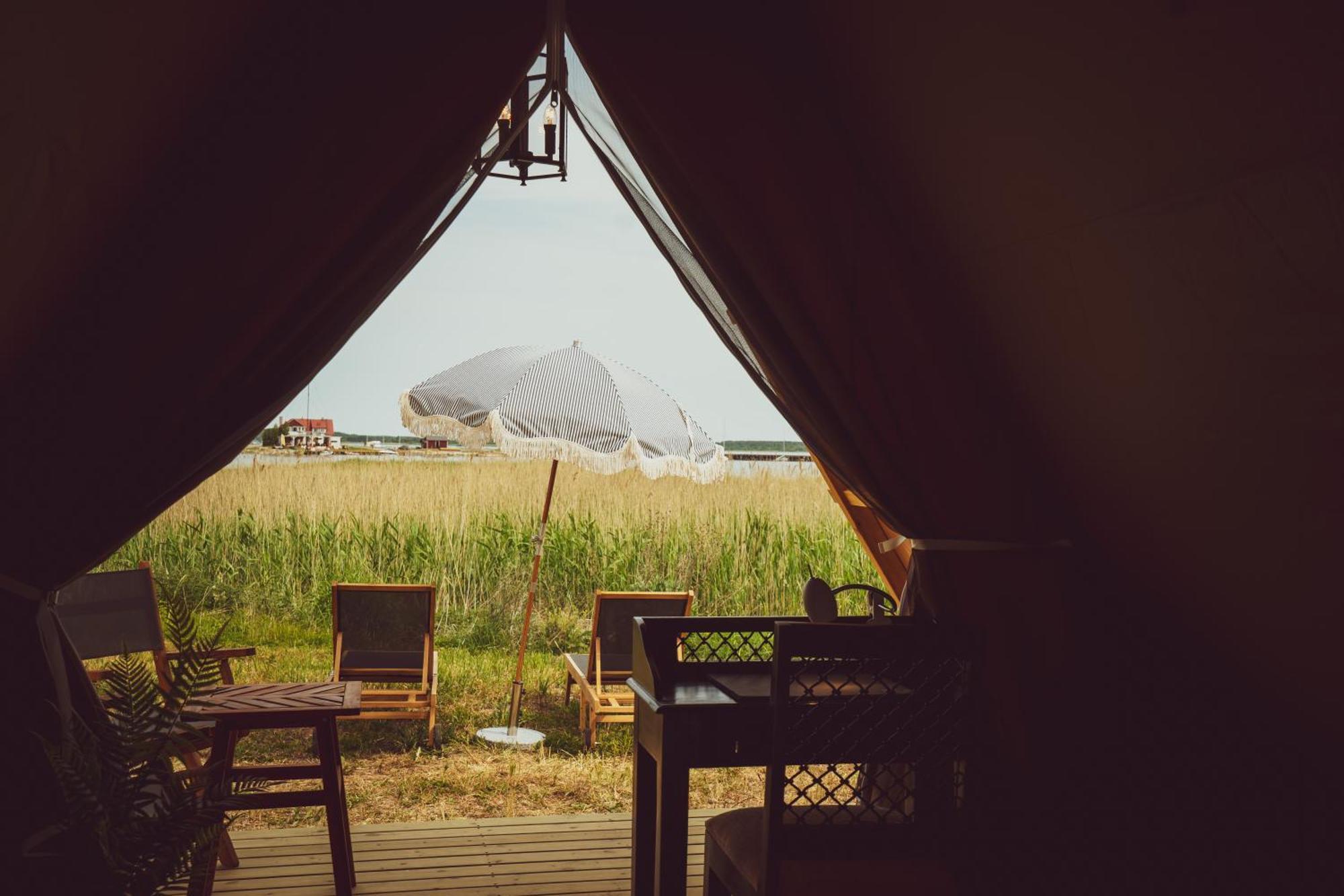 Mia Glamping Hotel Orissaare Eksteriør billede