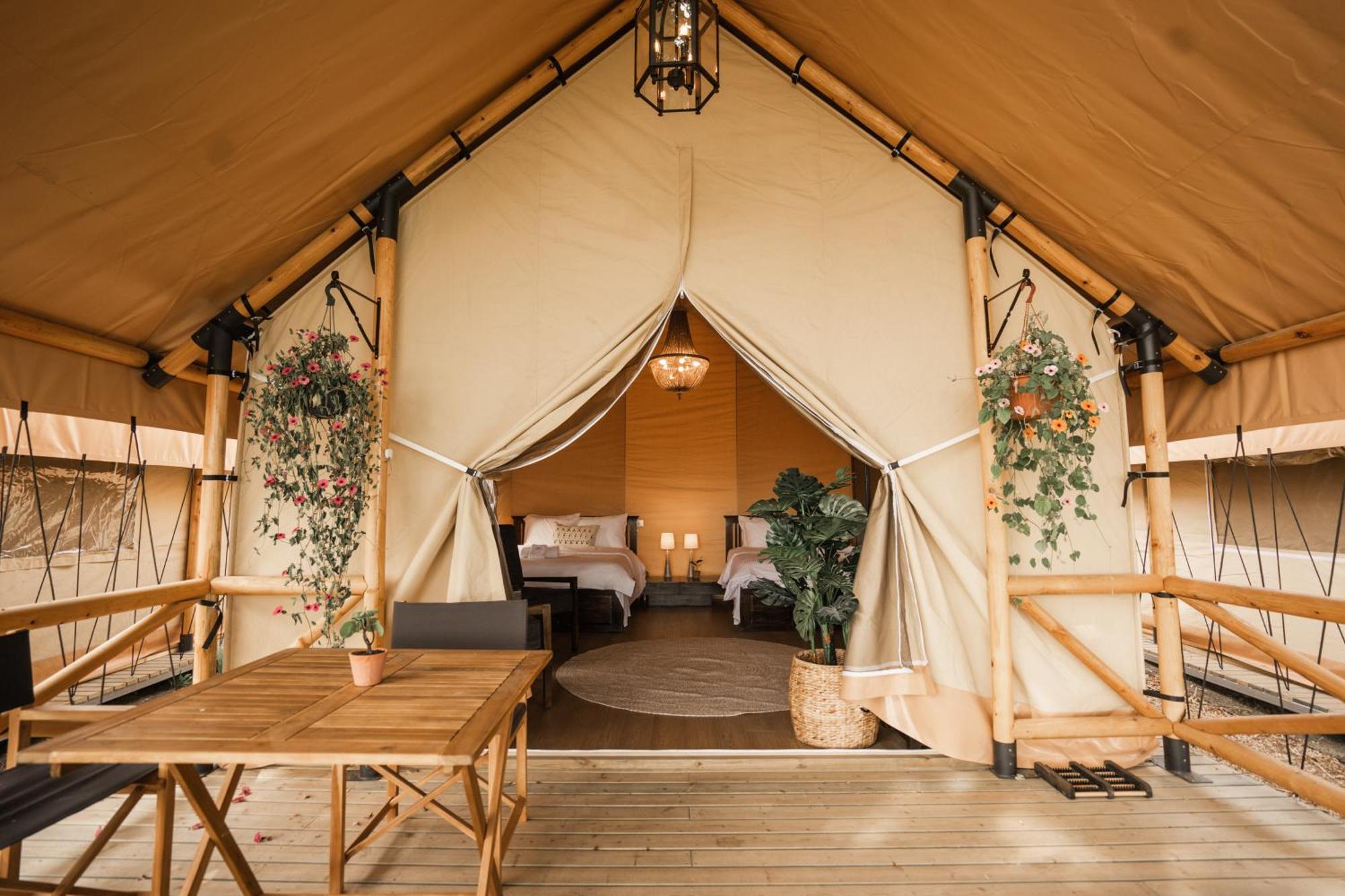 Mia Glamping Hotel Orissaare Eksteriør billede