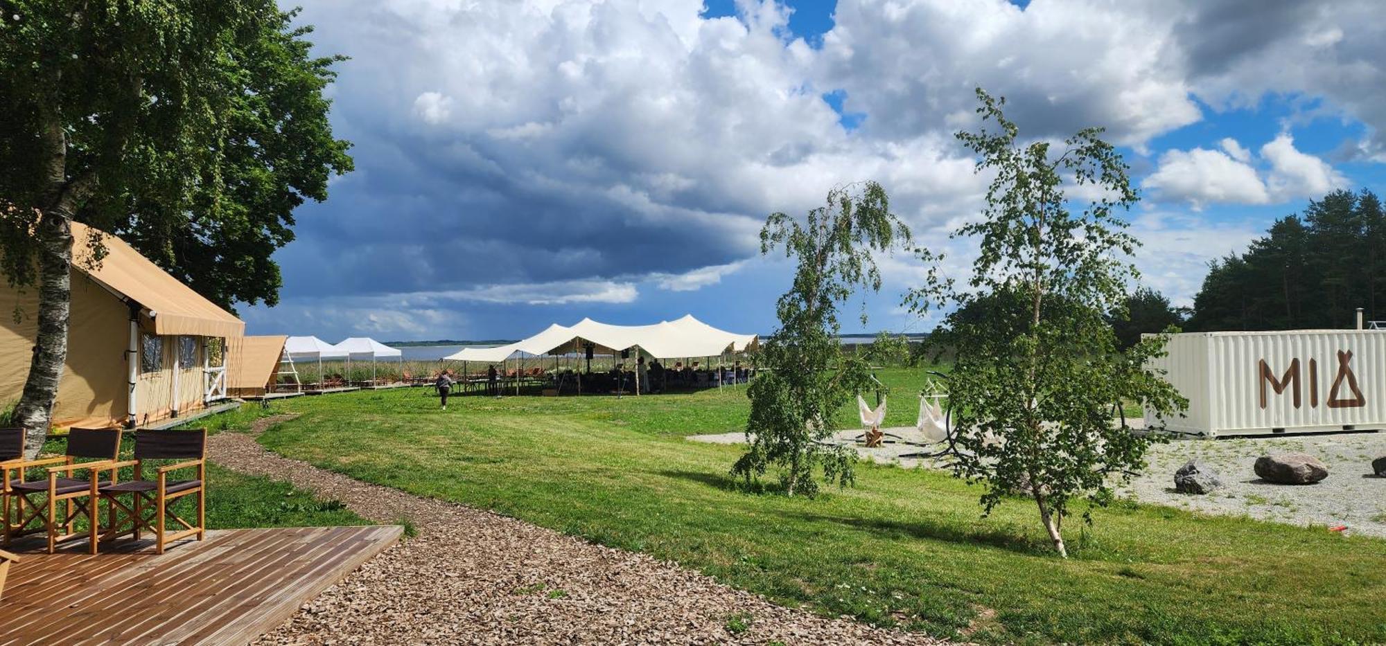 Mia Glamping Hotel Orissaare Eksteriør billede